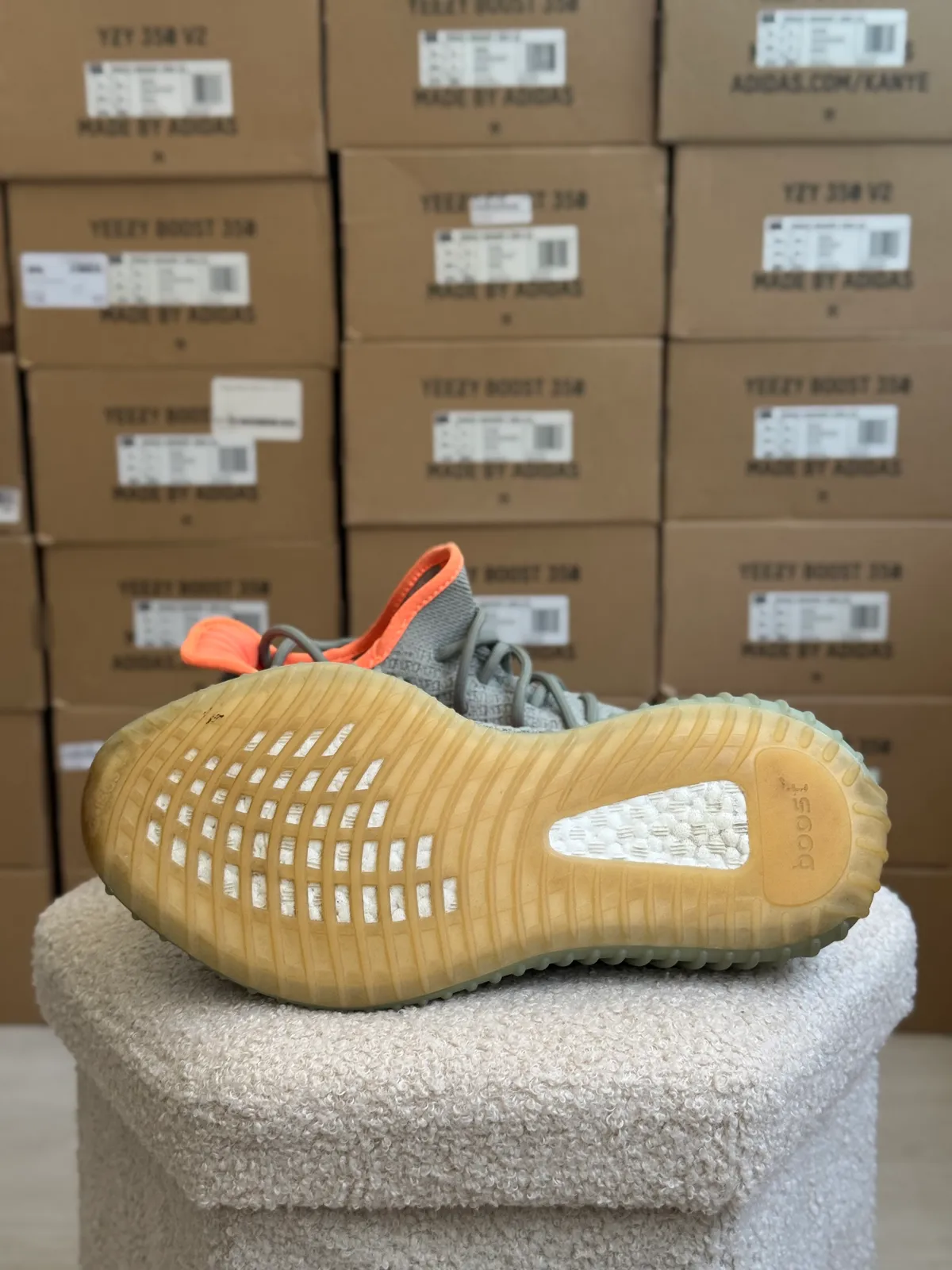 Yeezy Boost 350 V2 Dessert Sage — mărimea 42 2/3 — foto 7