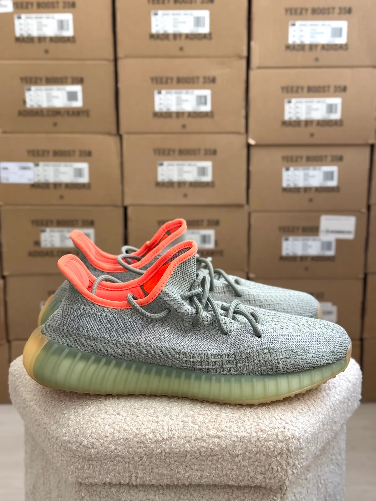 Yeezy Boost 350 V2 Dessert Sage — mărimea 44 — foto 4