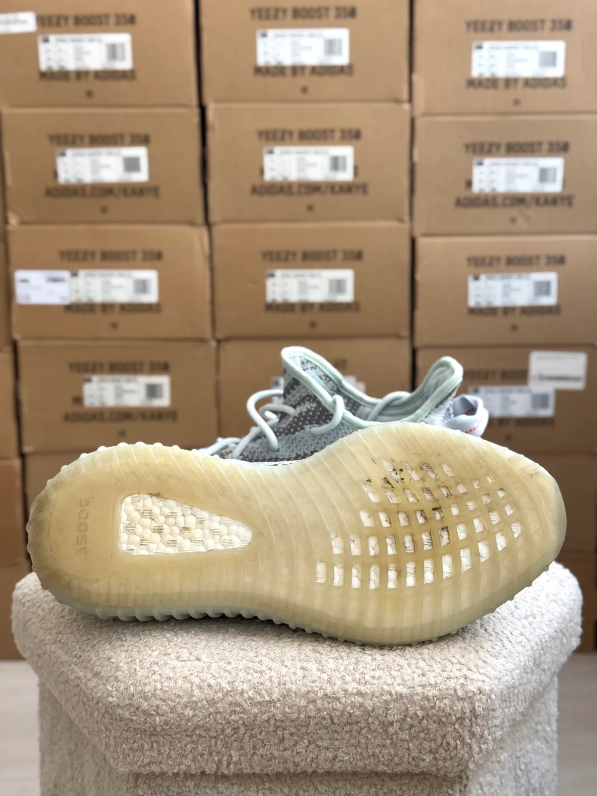 Yeezy Boost 350 V2 Blue Tint — mărimea 44 — foto 7