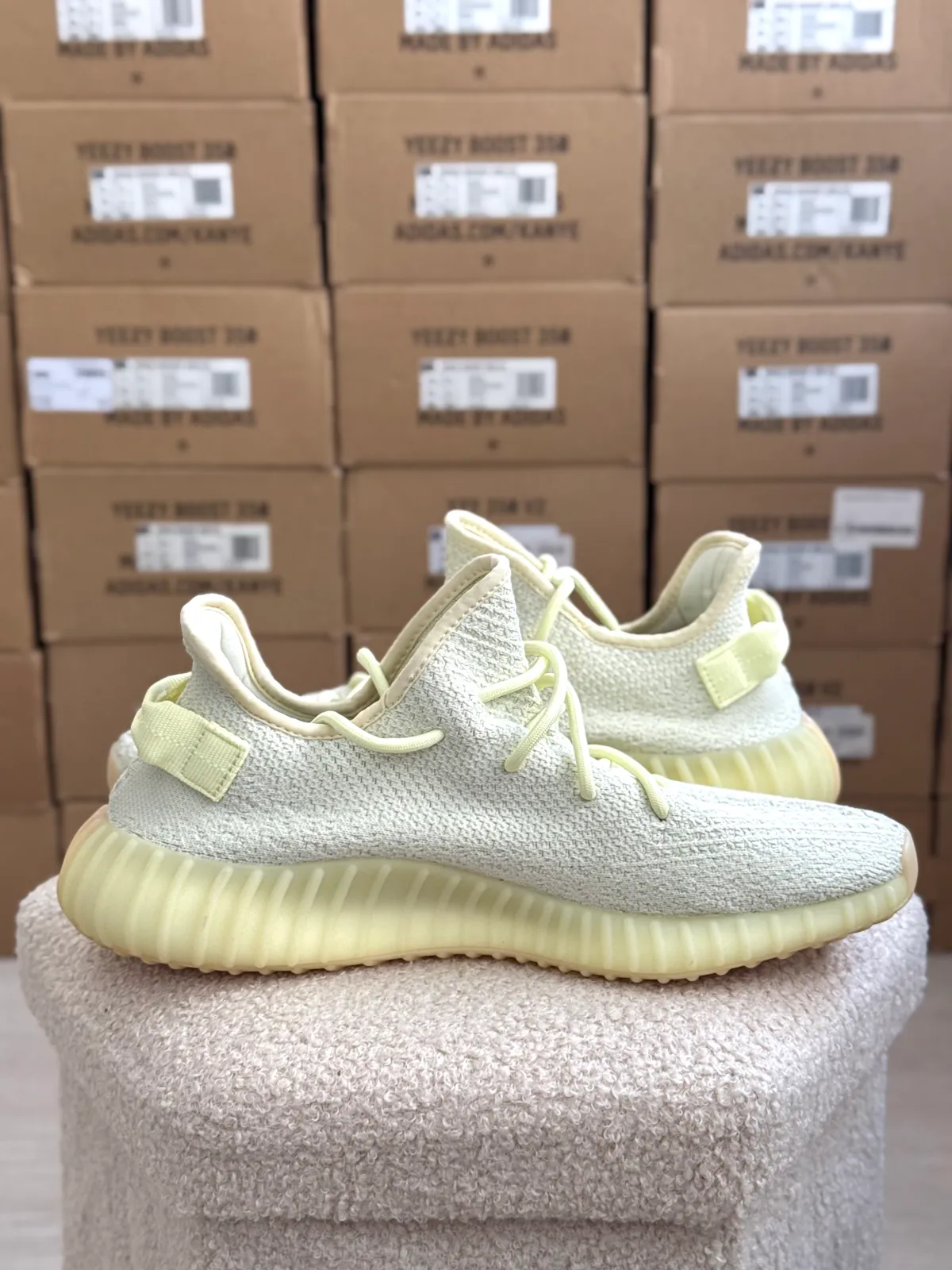 Yeezy Boost 350 V2 Butter — mărimea 44 2/3 — foto 2