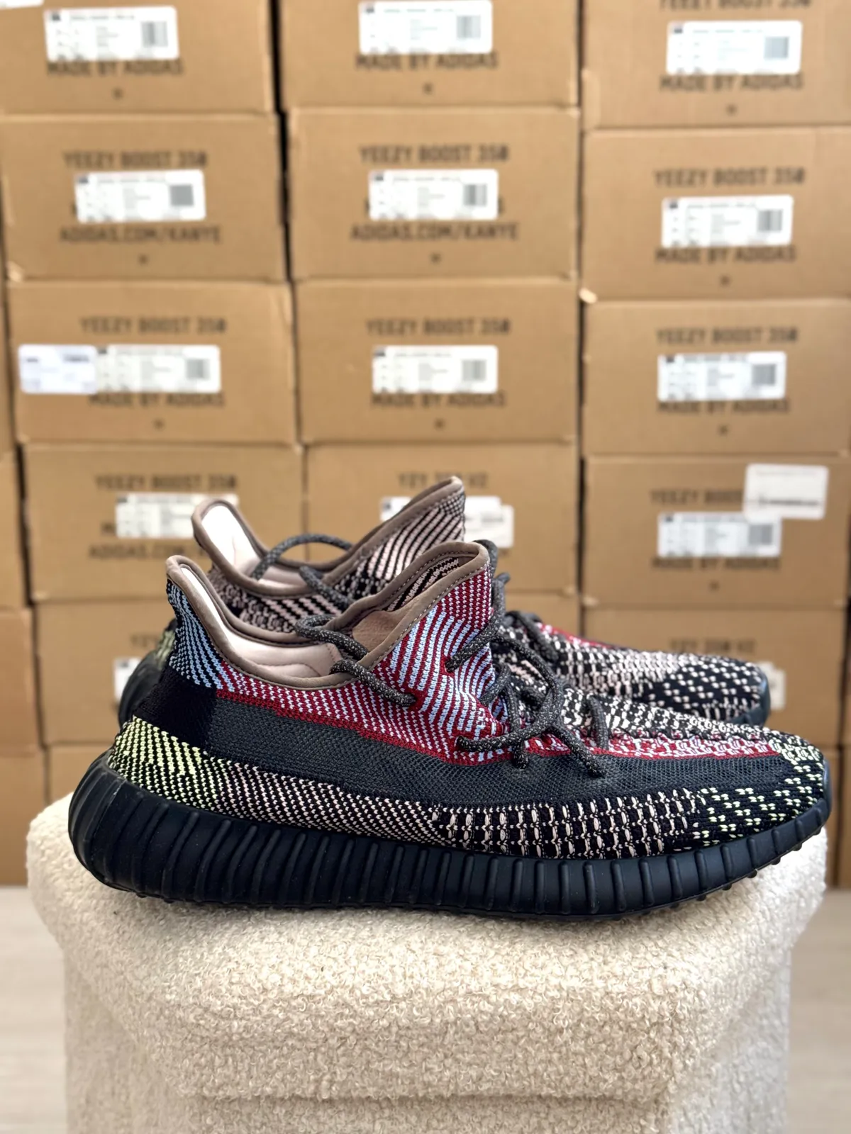 Yeezy Boost 350 V2 Yecheil — mărimea 45 1/3 — foto 4