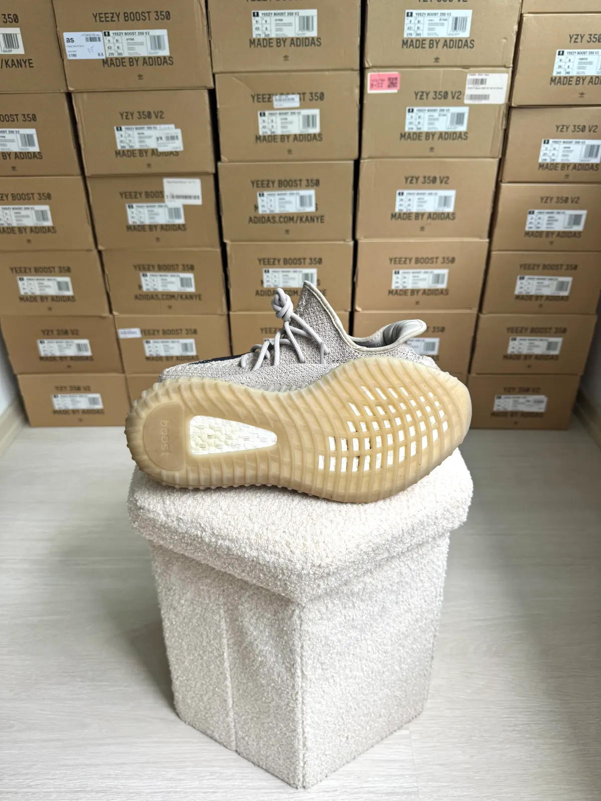 Yeezy Boost 350 V2 Slate — mărimea 44 2/3 — foto 5