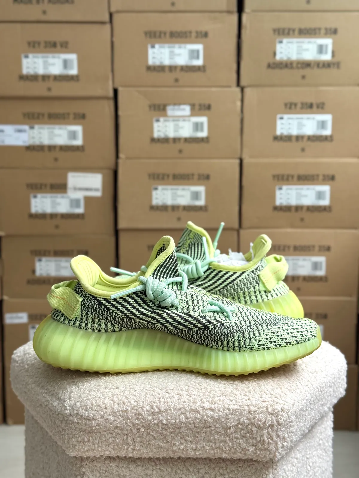 Yeezy Boost 350 V2 Yeezreel — mărimea 40 — foto 2