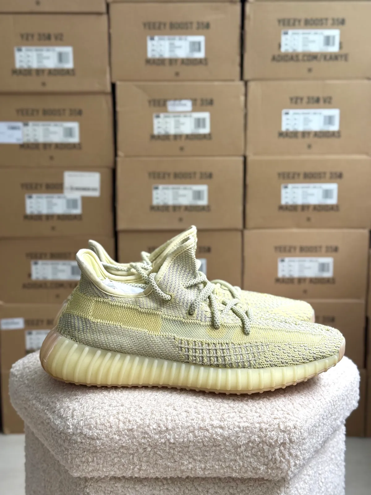 Yeezy Boost 350 V2 Antila — mărimea 41 1/3 — foto 5