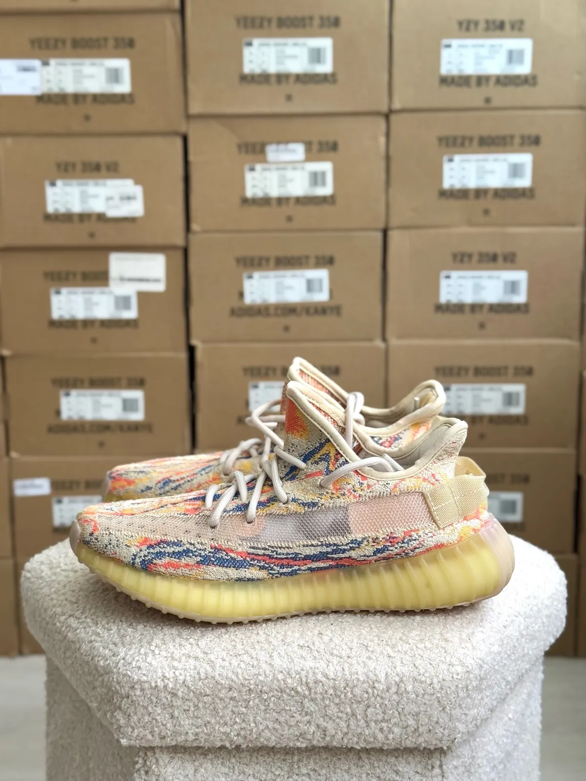 Yeezy Boost 350 V2 MX Oat — mărimea 38 2/3 — foto 1