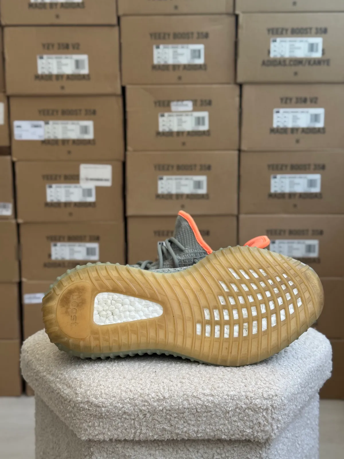 Yeezy Boost 350 V2 Dessert Sage — mărimea 42 2/3 — foto 6