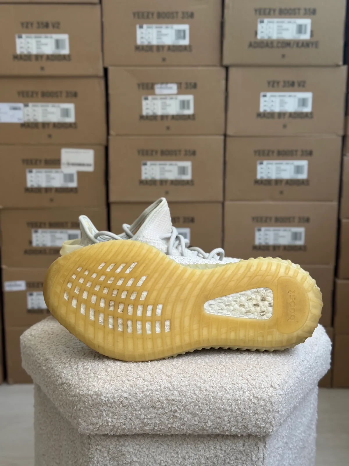 Yeezy Boost 350 V2 Light — mărimea 43 1/3 — foto 6