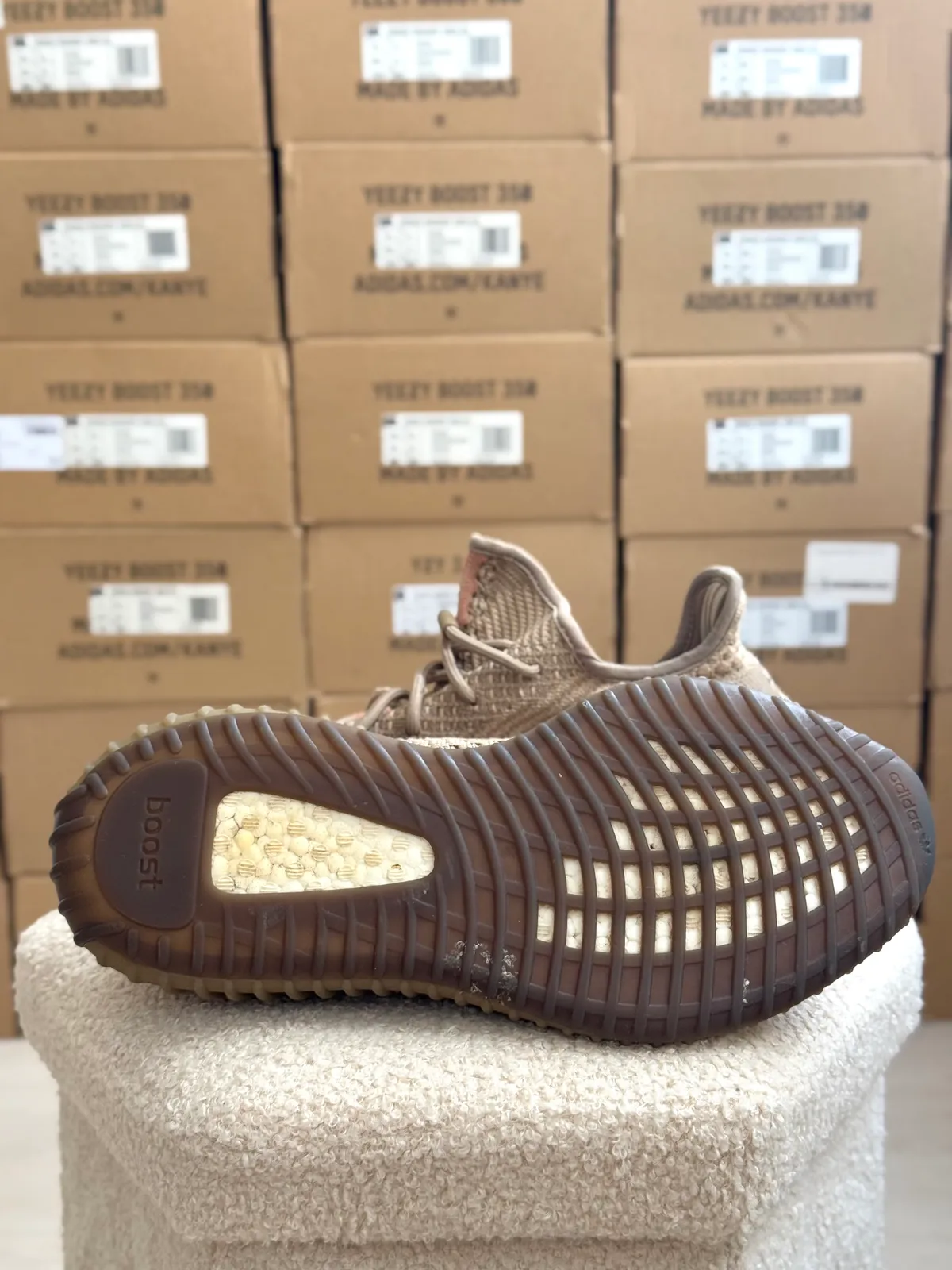 Yeezy Boost 350 V2 Sand Taupe — mărimea 45 1/3 — foto 7