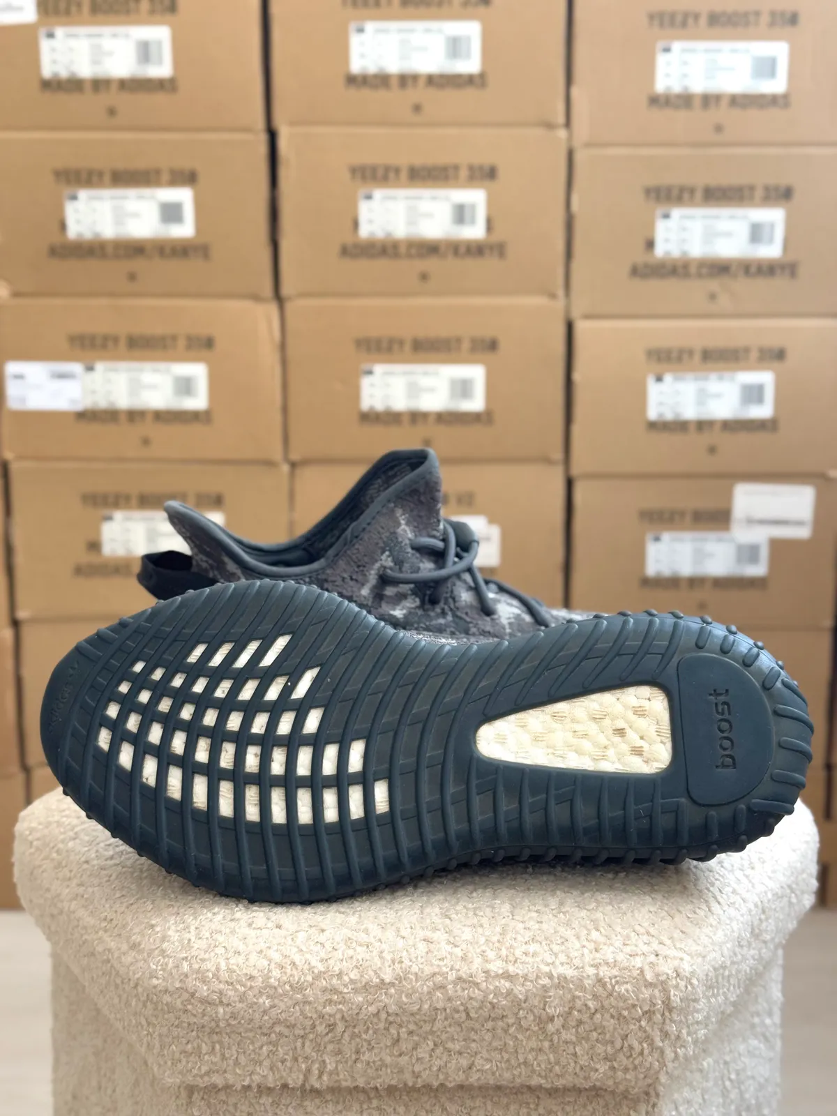 Yeezy Boost 350 V2 Dark Salt — mărimea 44 2/3 — foto 7