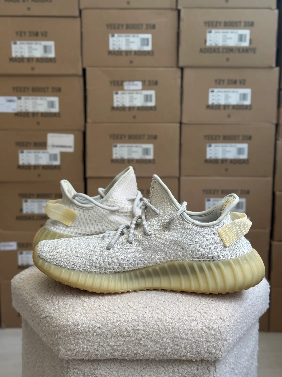 Yeezy Boost 350 V2 Light — mărimea 43 1/3 — foto 5