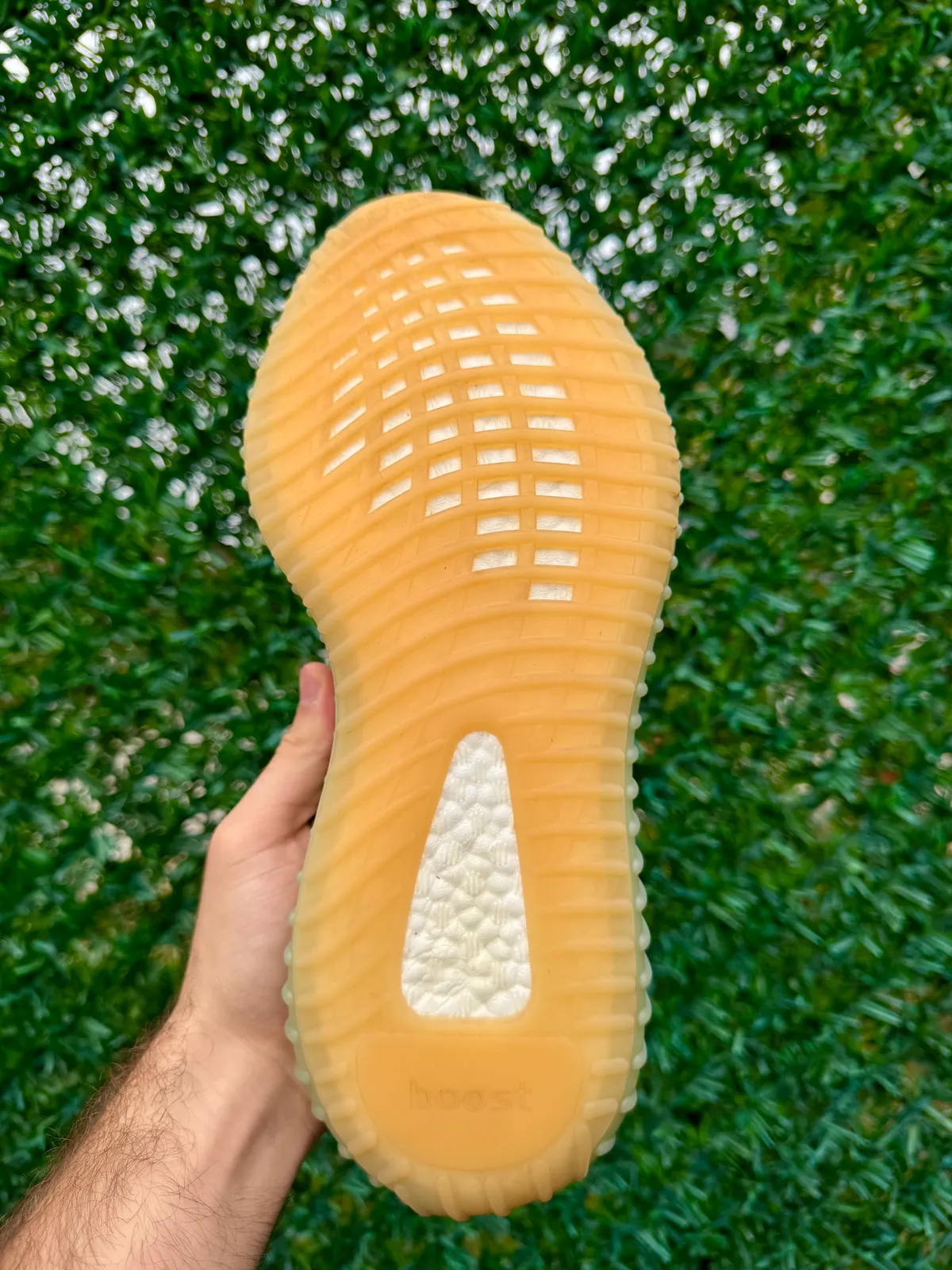 Yeezy Boost 350 V2 Dessert Sage — mărimea 44 — foto 2