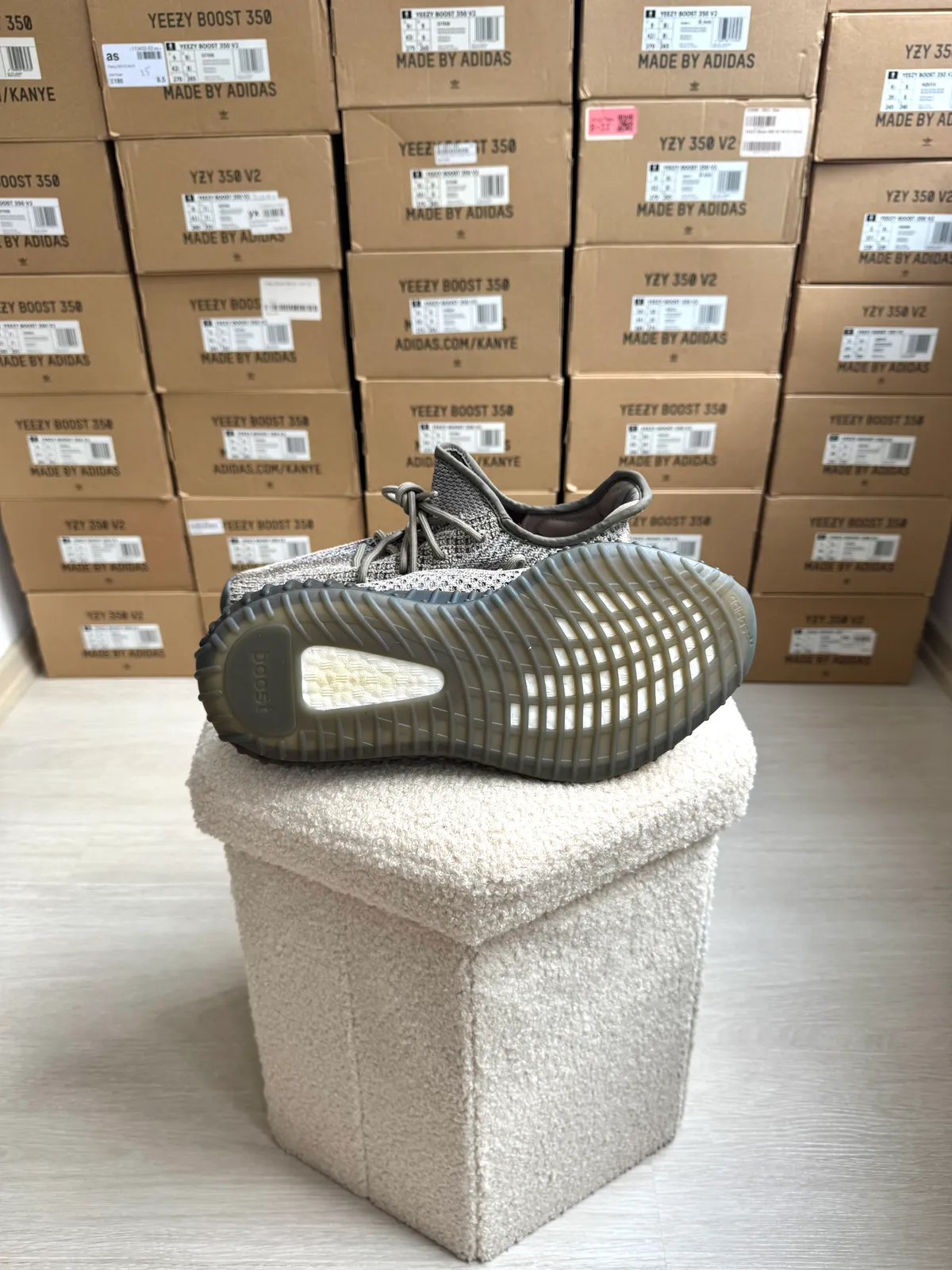 Yeezy Boost 350 V2 Ash Stone — mărimea 43 1/3 — foto 5