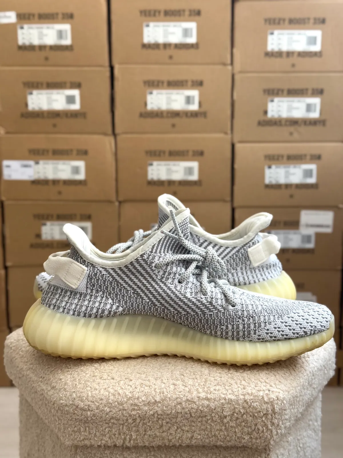 Yeezy Boost 350 V2 Static — mărimea 44 — foto 2