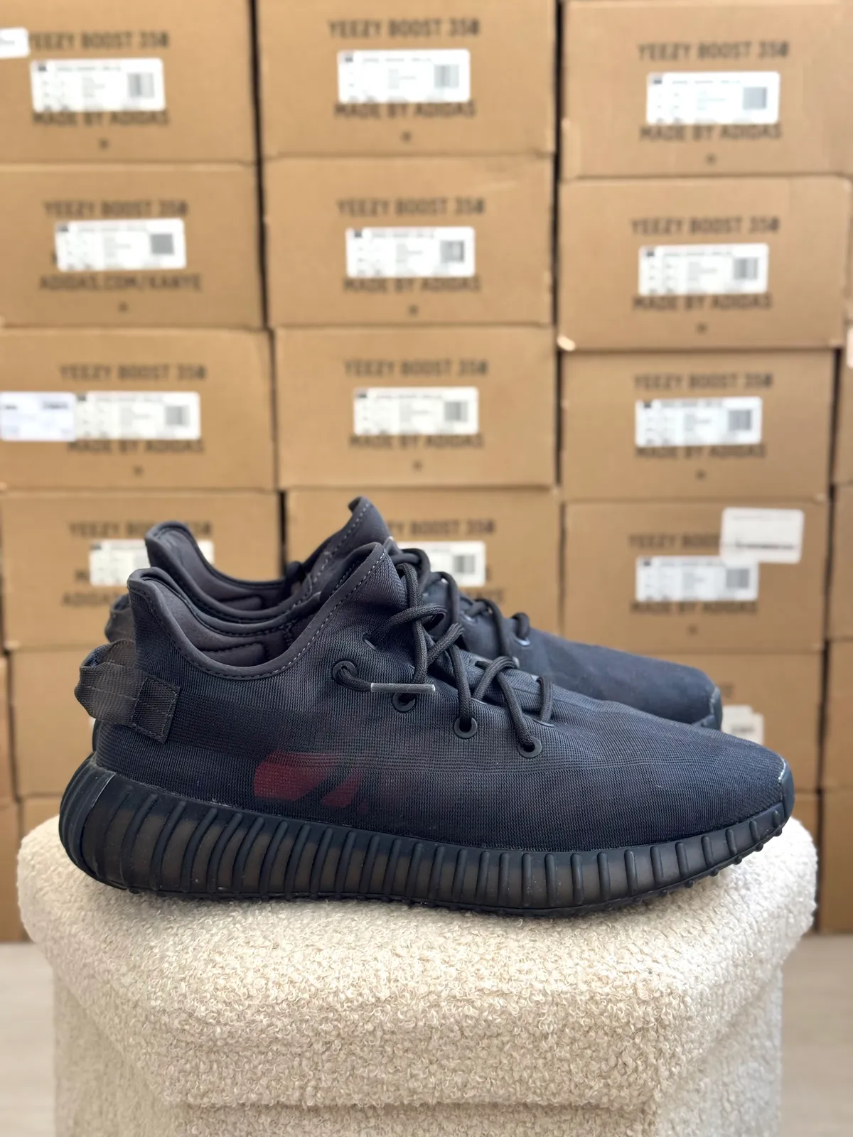 Yeezy Boost 350 V2 Mono Cinder — mărimea 44 — foto 4