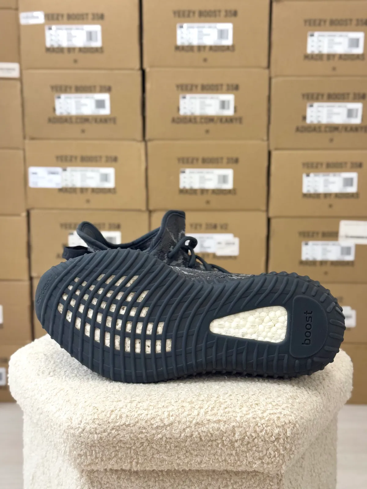 Yeezy Boost 350 V2 Dark Salt — mărimea 42 2/3 — foto 7