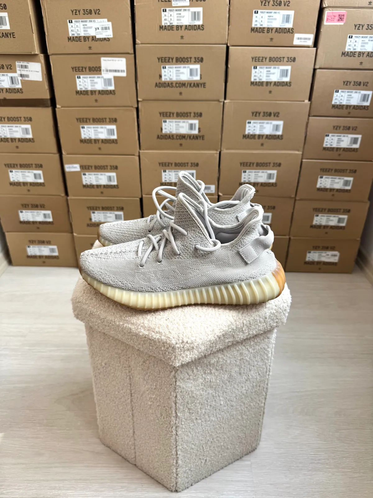 Yeezy Boost 350 V2 Sesame — mărimea 42 — foto 1