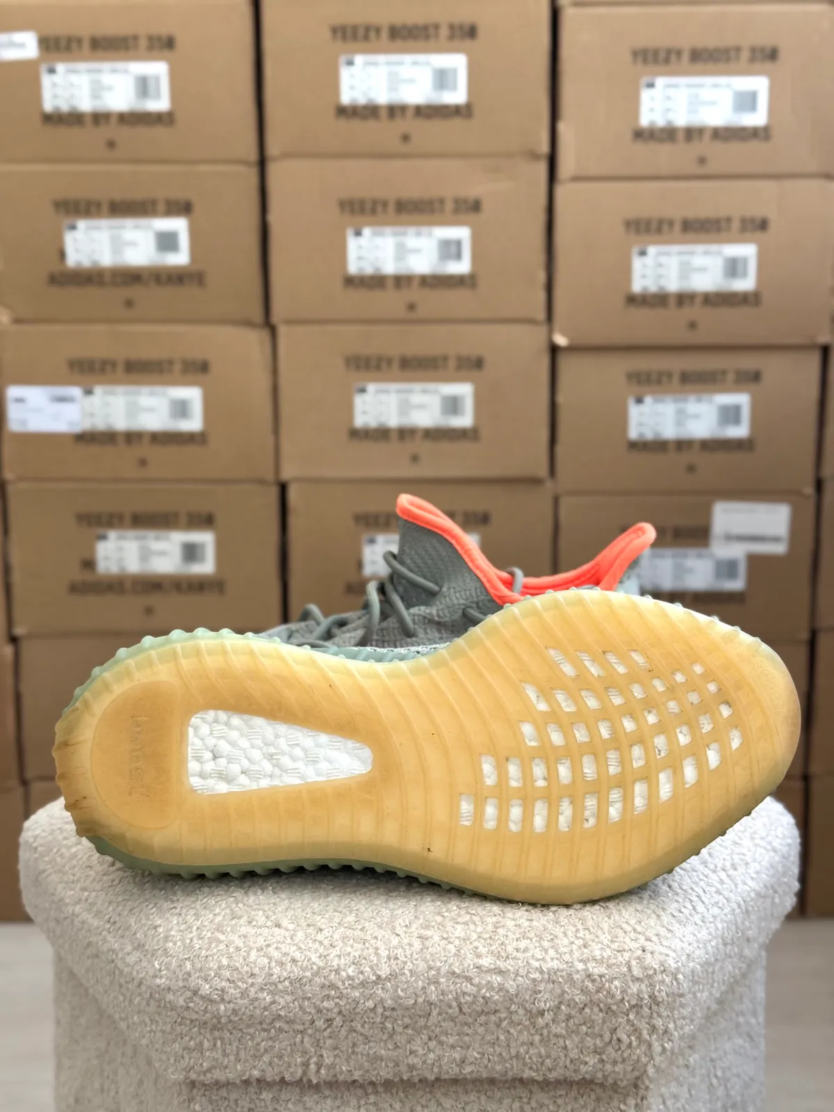 Yeezy Boost 350 V2 Dessert Sage — mărimea 44 — foto 6