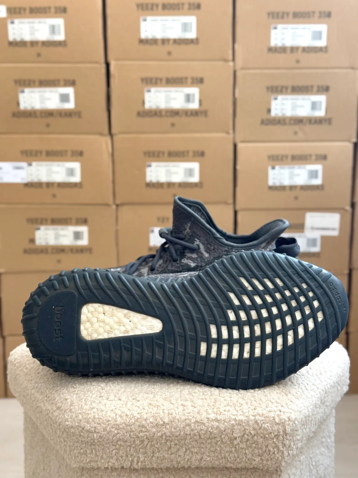 Yeezy Boost 350 V2 Dark Salt — mărimea 44 2/3 — foto 6