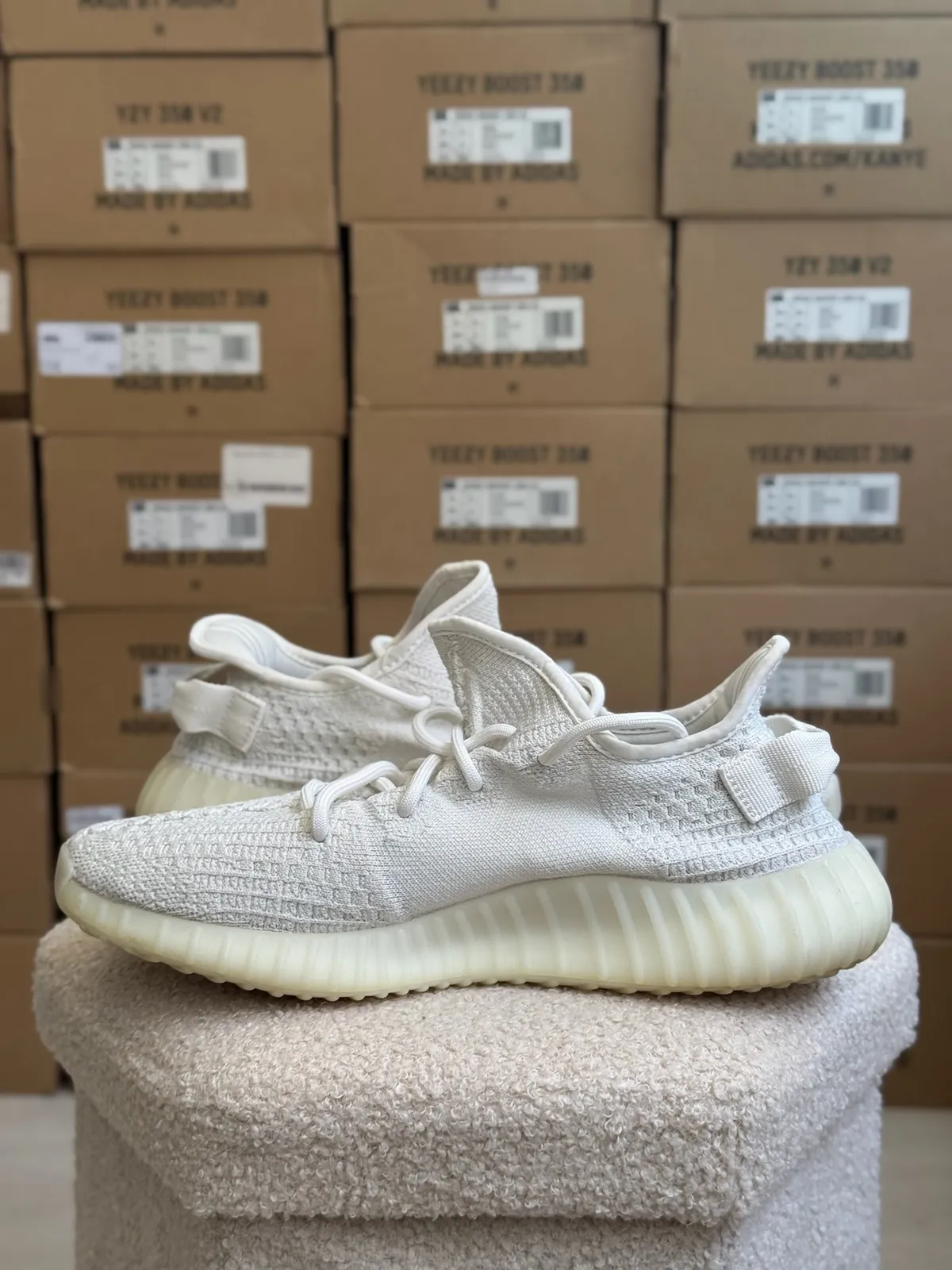 Yeezy Boost 350 V2 Bone — mărimea 45 1/3 — foto 5